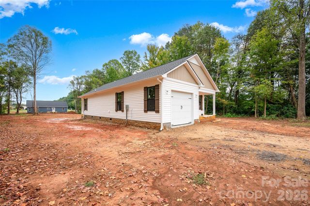 104 Roseman Lane, Statesville, NC 28625