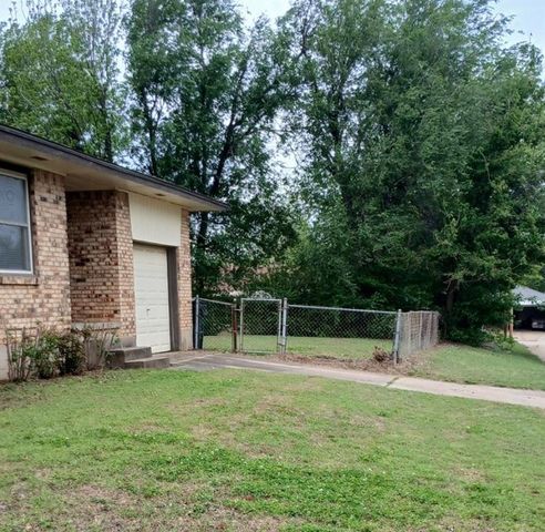 837 S Stahl Drive, Midwest City, OK 73110