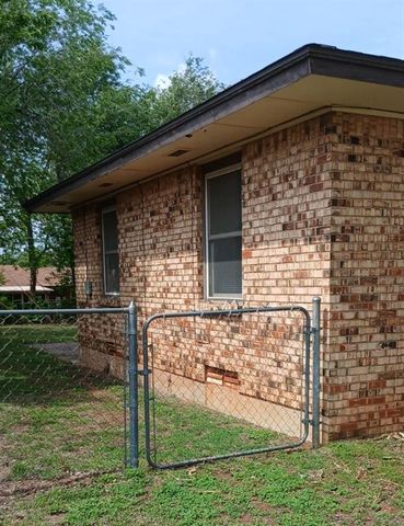 837 S Stahl Drive, Midwest City, OK 73110