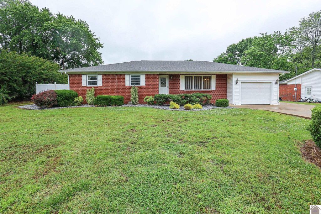 245 Babbland Drive, Paducah, KY 42003