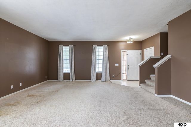 7528 N 107 Street, Omaha, NE 68122