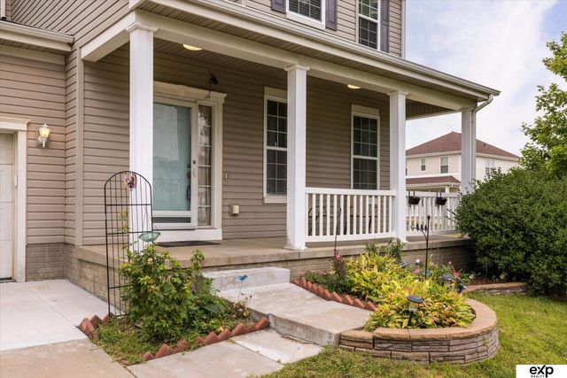 7528 N 107 Street, Omaha, NE 68122