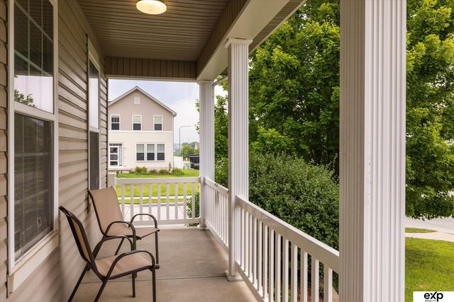 7528 N 107 Street, Omaha, NE 68122