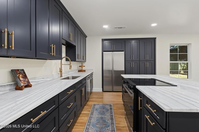 900 22nd Street, Gulfport, MS 39501