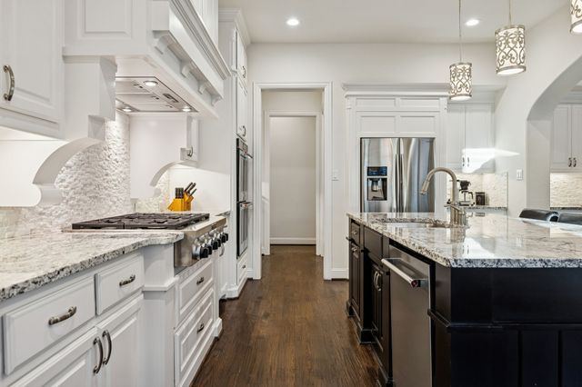 341 Columbia Court, Prosper, TX 75078