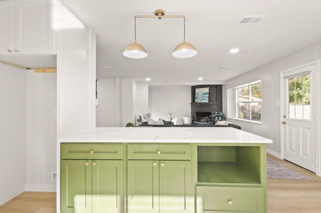 6211 Darby Way, Spring, TX 77389