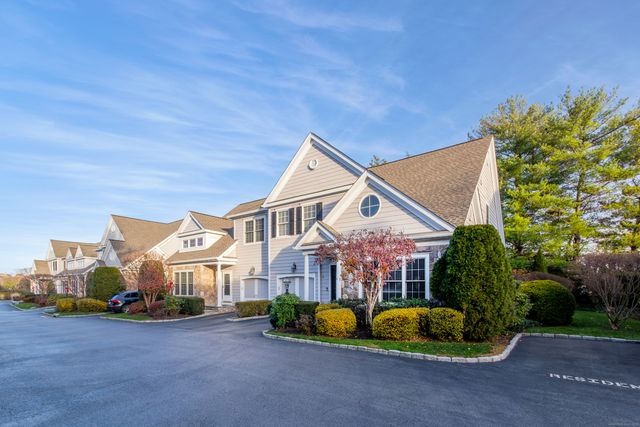 105 Hamilton Avenue 9, Greenwich, CT 06830