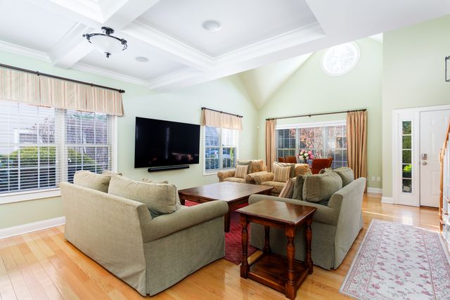 105 Hamilton Avenue 9, Greenwich, CT 06830