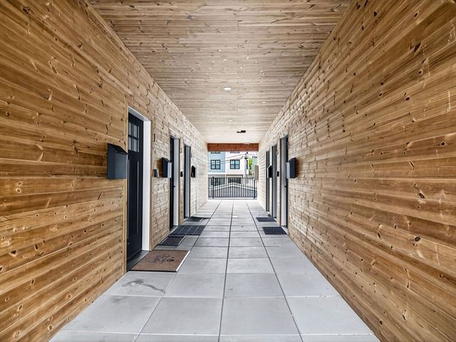 4 Payne Street FIVE, Boston, MA 02122