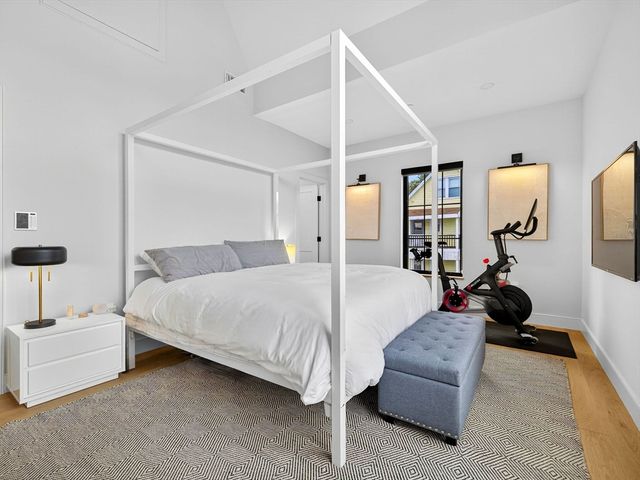 4 Payne Street FIVE, Boston, MA 02122