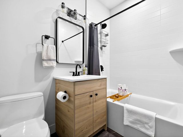 4 Payne Street FIVE, Boston, MA 02122