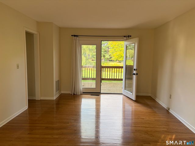 409 Georgetown Drive 409, Glastonbury, CT 06033