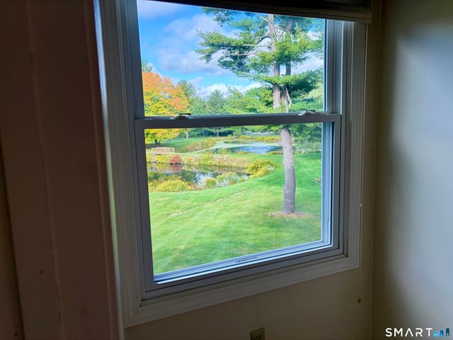 409 Georgetown Drive 409, Glastonbury, CT 06033
