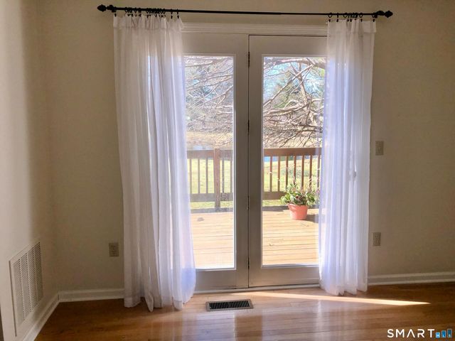 409 Georgetown Drive 409, Glastonbury, CT 06033
