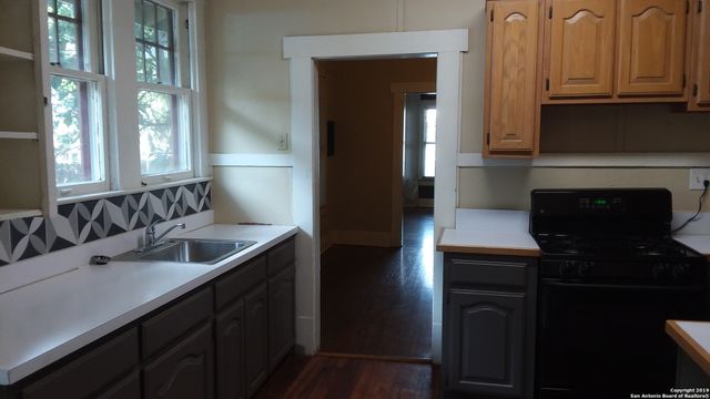 280 POST AVE, San Antonio, TX 78215