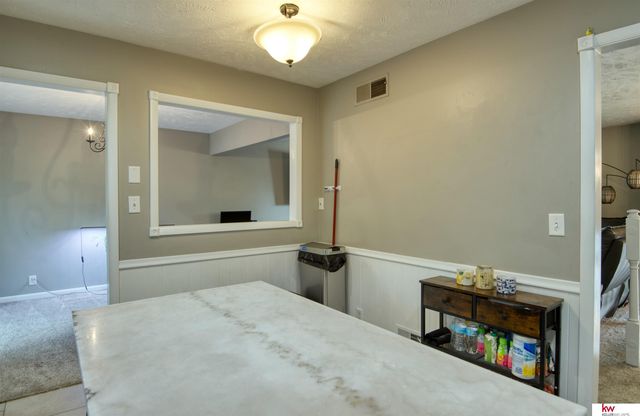 1016 Normandy Drive, Bellevue, NE 68005