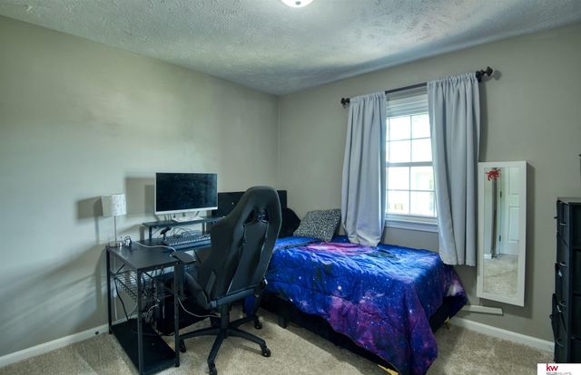 1016 Normandy Drive, Bellevue, NE 68005