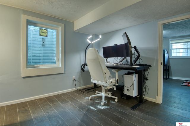 1016 Normandy Drive, Bellevue, NE 68005