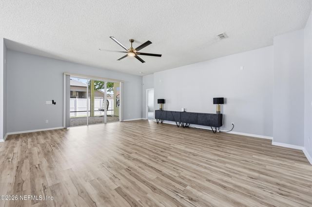 14447 CHERRY LAKE Drive W, Jacksonville, FL 32258