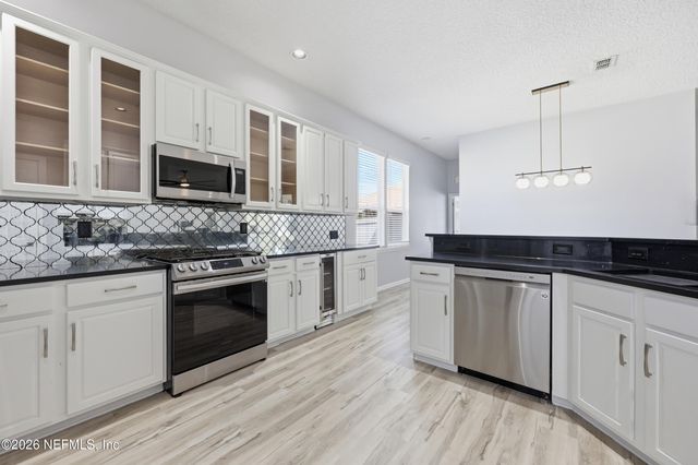 14447 CHERRY LAKE Drive W, Jacksonville, FL 32258