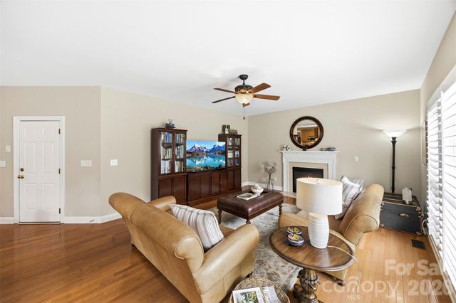 14438 Harvington Drive, Huntersville, NC 28078
