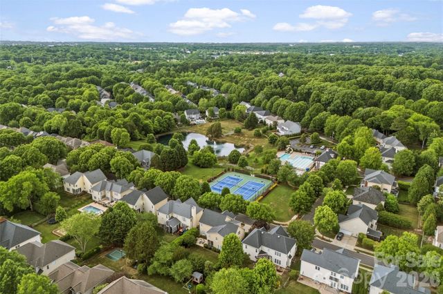 14438 Harvington Drive, Huntersville, NC 28078
