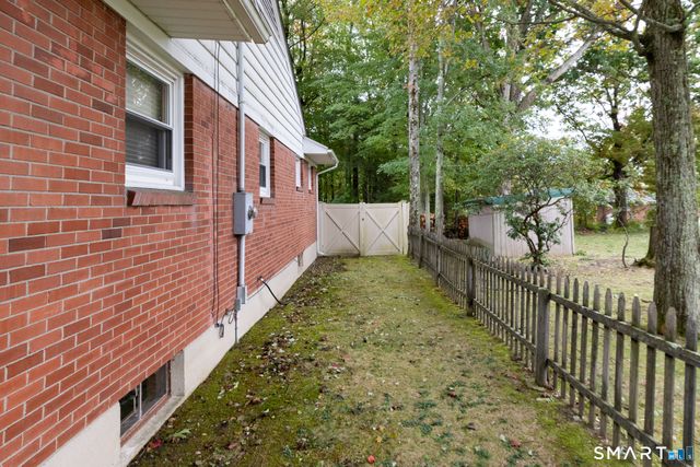 22 Woodlawn Drive, Torrington, CT 06790