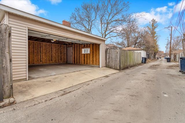 7545 S Carpenter Street, Chicago, IL 60620