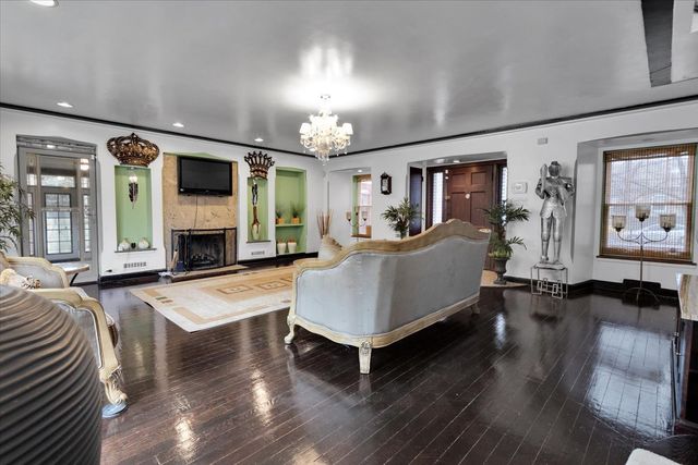 7545 S Carpenter Street, Chicago, IL 60620