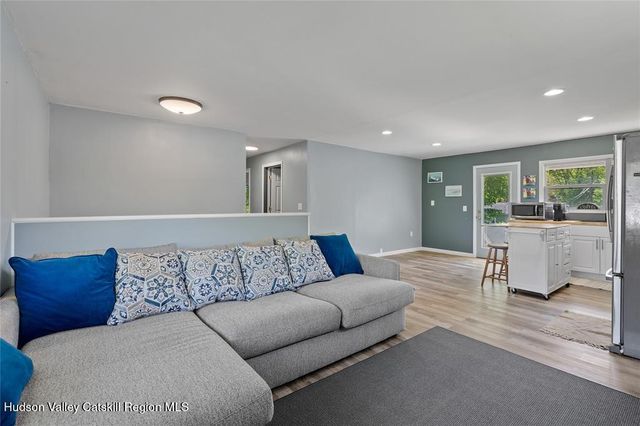 69 Mossy Brook Road, High Falls, NY 12440