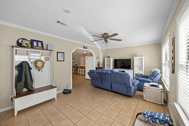 5855 Houston Lane, Crestview, FL 32539