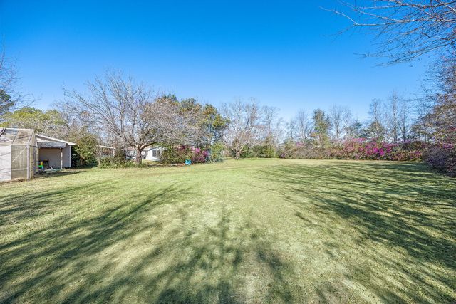 5855 Houston Lane, Crestview, FL 32539