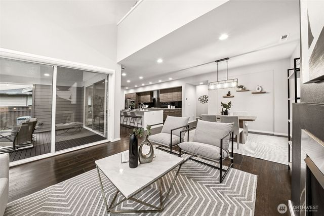 13221 181st Avenue Ct E, Bonney Lake, WA 98391