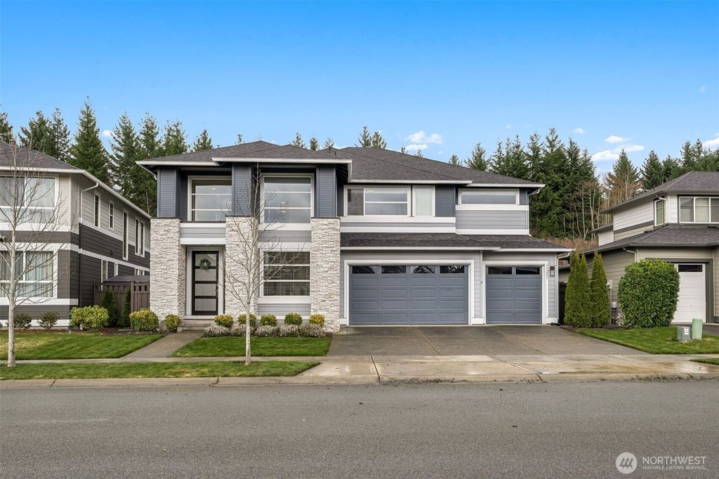 13221 181st Avenue Ct E, Bonney Lake, WA 98391