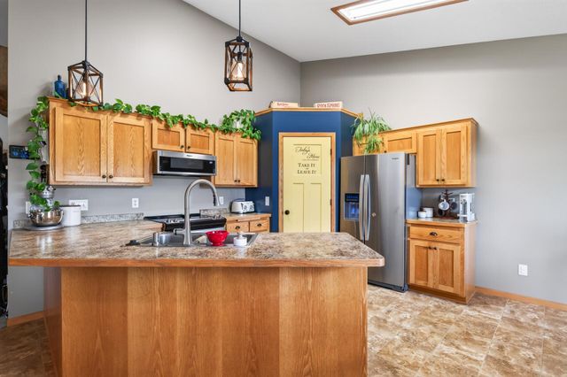 1525 English Avenue NW, New Prague, MN 56071