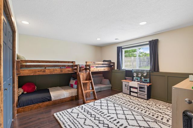 1525 English Avenue NW, New Prague, MN 56071