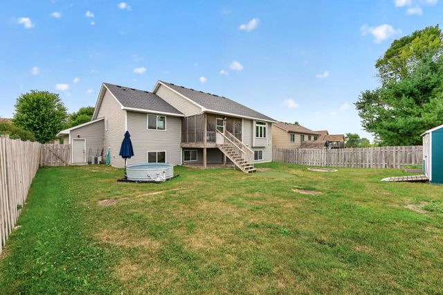 1525 English Avenue NW, New Prague, MN 56071