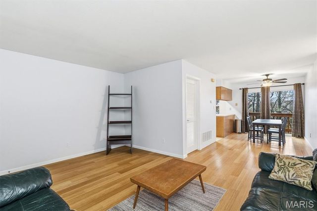 1271 Cliffridge Lane, Valley Park, MO 63088