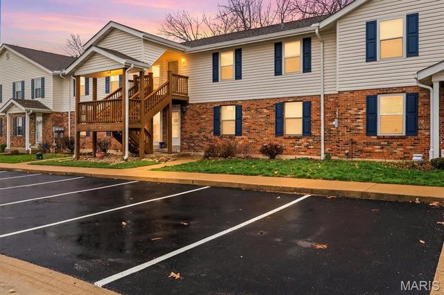 1271 Cliffridge Lane, Valley Park, MO 63088