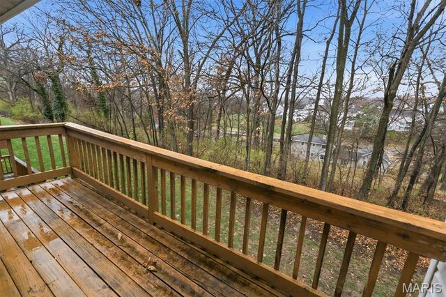 1271 Cliffridge Lane, Valley Park, MO 63088