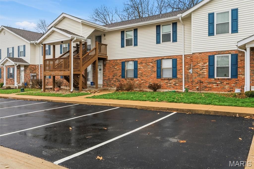 1271 Cliffridge Lane, Valley Park, MO 63088