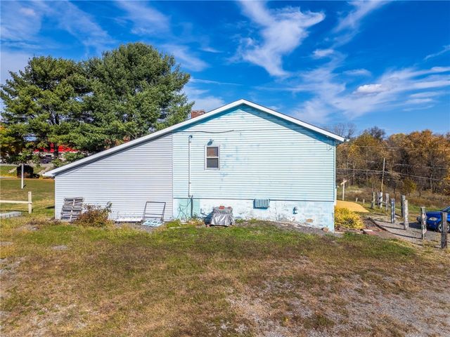 100 Bank St, Redstone Twp, PA 15442