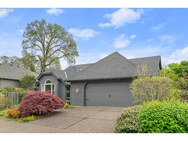 5524 Langford Ln, Lake Oswego, OR 97035