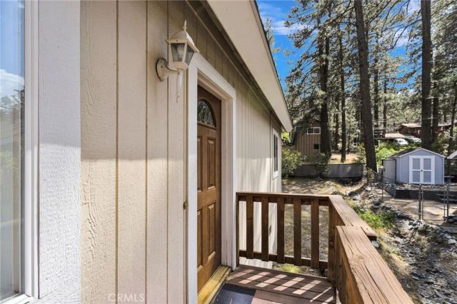 1661 Virginia Street, Wrightwood, CA 92397