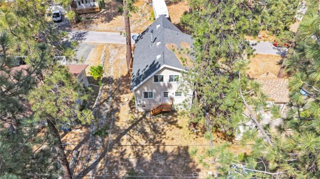 1661 Virginia Street, Wrightwood, CA 92397
