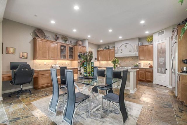 14760 Via Mantova, San Diego, CA 92127