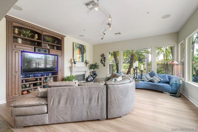 14760 Via Mantova, San Diego, CA 92127