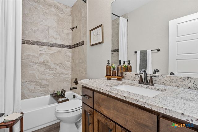 876 Primrose Path, Canyon Lake, TX 78133