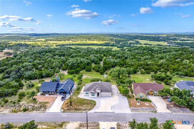 876 Primrose Path, Canyon Lake, TX 78133