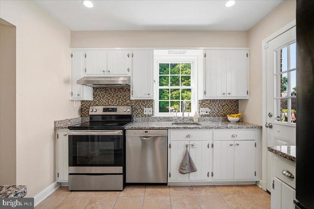 5902 WALTON RD, Bethesda, MD 20817